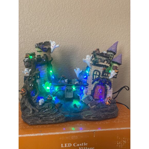 Y2K Target LED Castle Halloween Village in Box Tested & Works - Picture 7 of 16